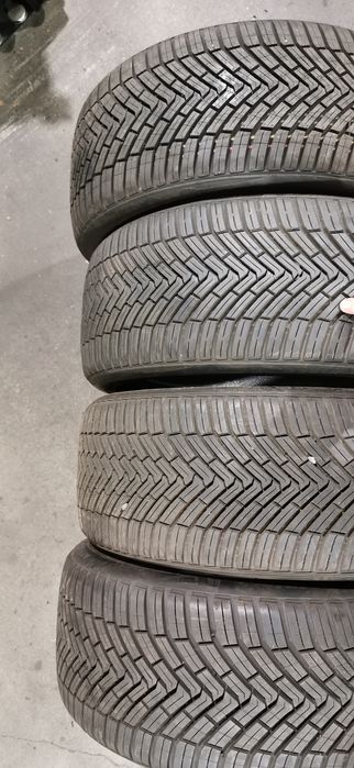 4 x Continental All Season Contact 225/40/18 XL