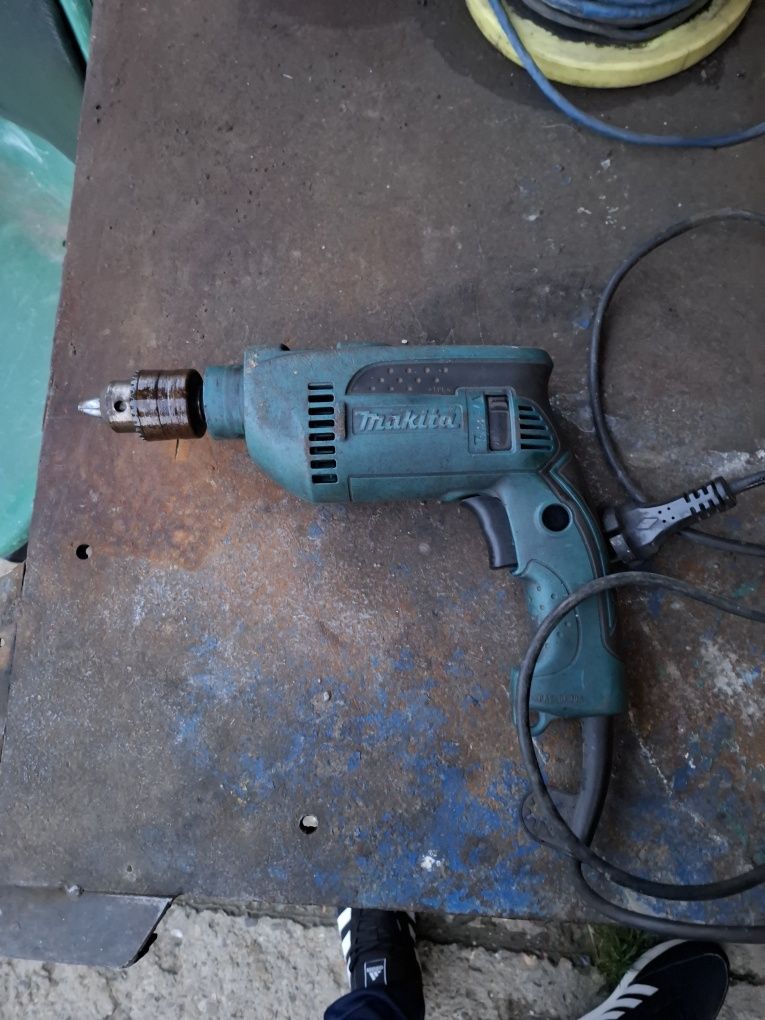 Wiertarka udarowa Makita HP 1640