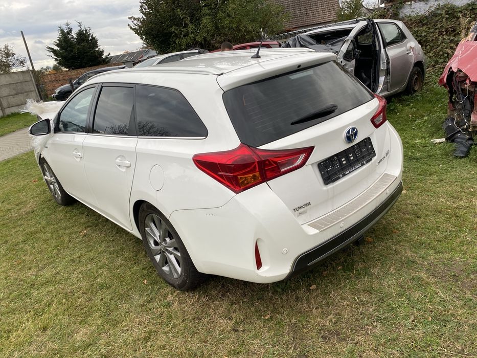 Silnik Toyota Auris  PRIUS III 124 tys km przebieg z niemiec