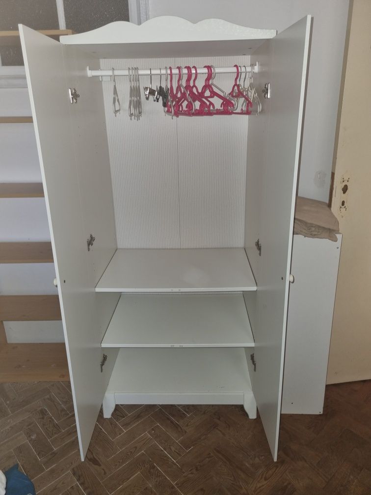 Roupeiro criança IKEA