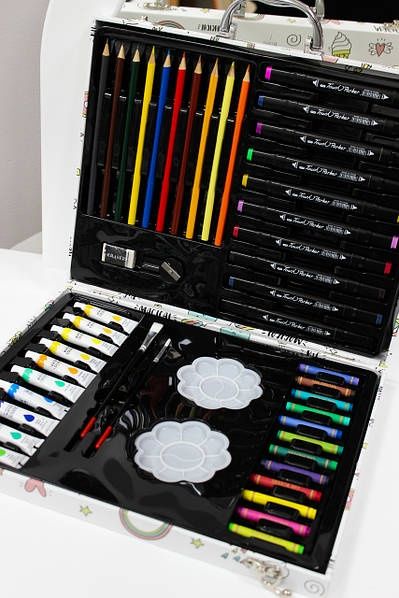 Набір для творчості  на 48 предметів набор для рисования