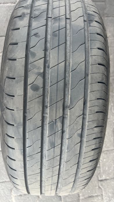 Шини 235/55 19 good year 22 рік