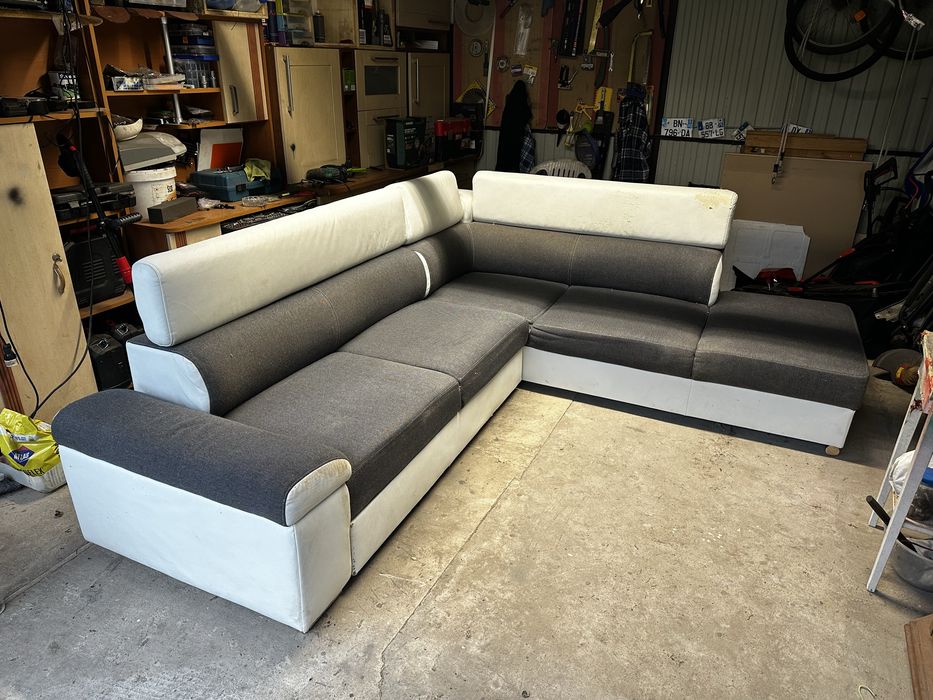 Narożnik z funkcją spania