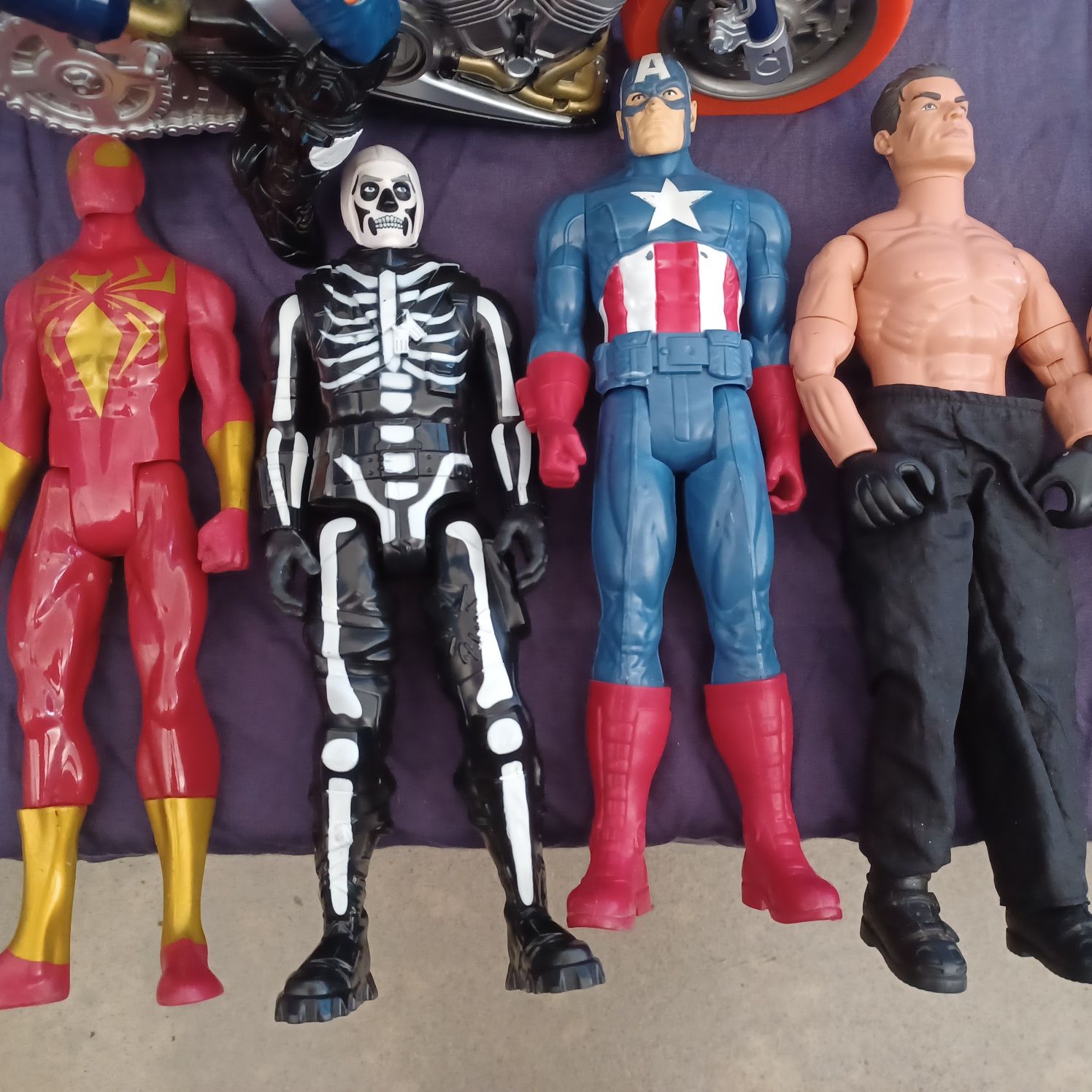 Figuras marvel capitão América / Homem-aranha / Action man
