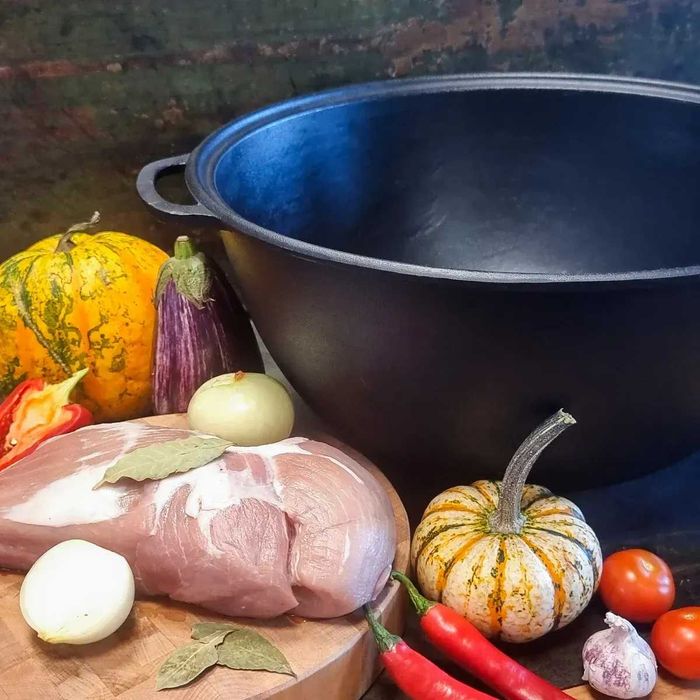 Казан чавунний узбецький об`ємом 18 л WOK із кришкою-сковородою