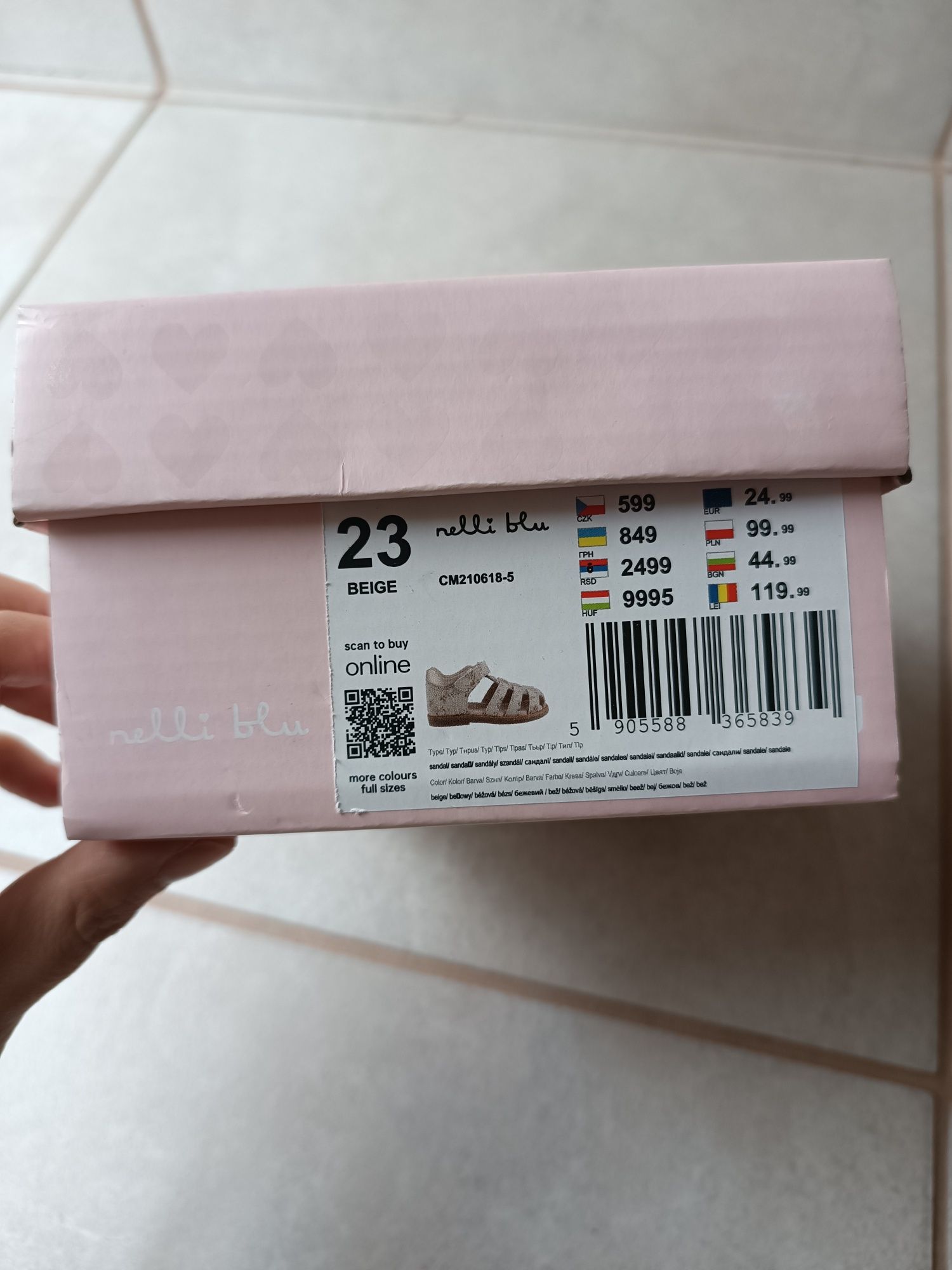 Sandały sandałki Nelli Blu CCC 23 kwiaty skóra skórzana