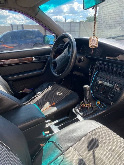 Продам Audi 100 c4 2.3