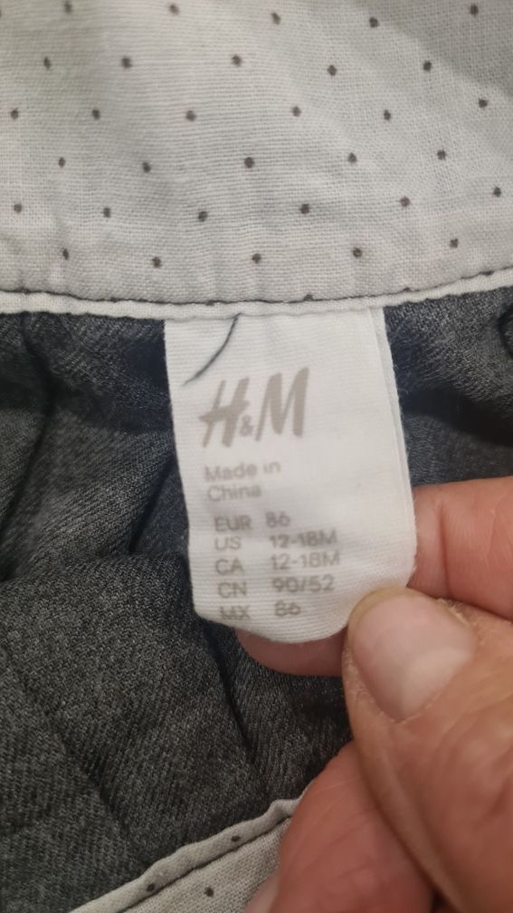 Jardineiras em flanela de lã, H& M para menina 12-18 Meses