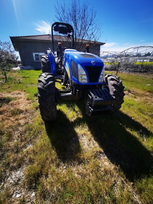 Trator New Holland 75cv