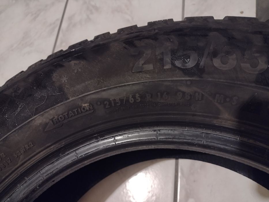 2 Opony zimowe 215 65 r16 bieżnik 6mm rok 2021