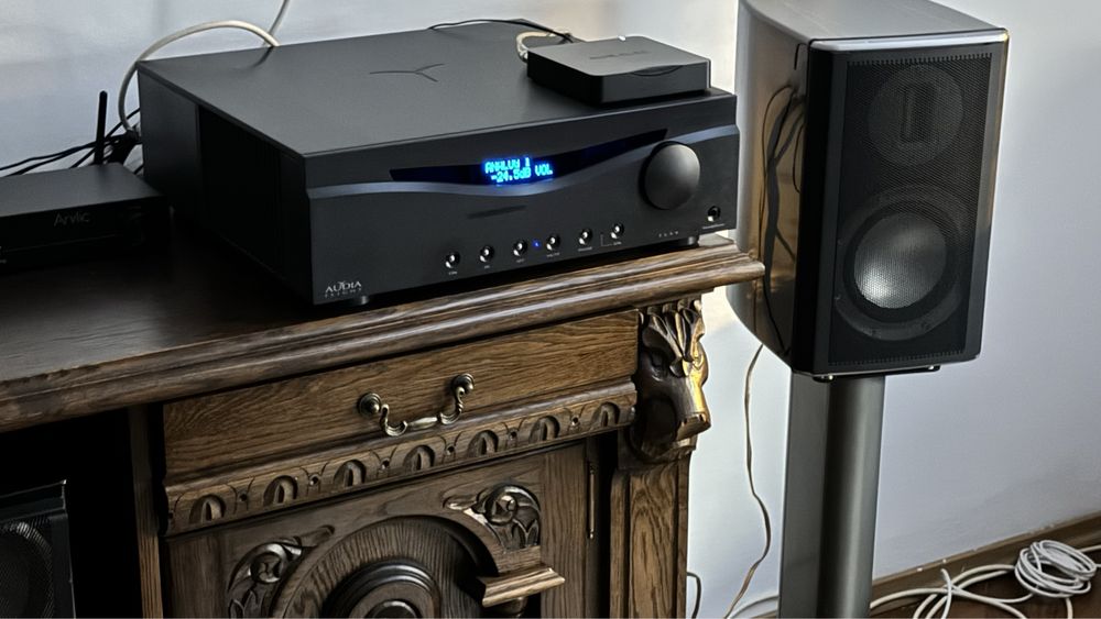 Wzmacniacz Audia Flight FLS-9 + DAC ideał
