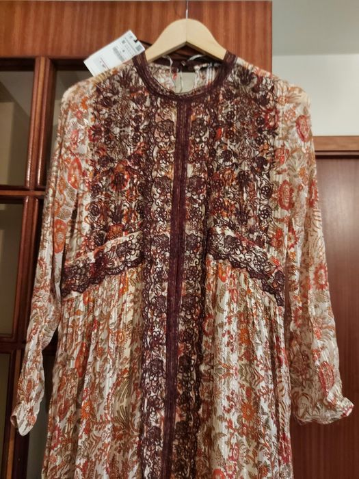 Vestido novo Zara