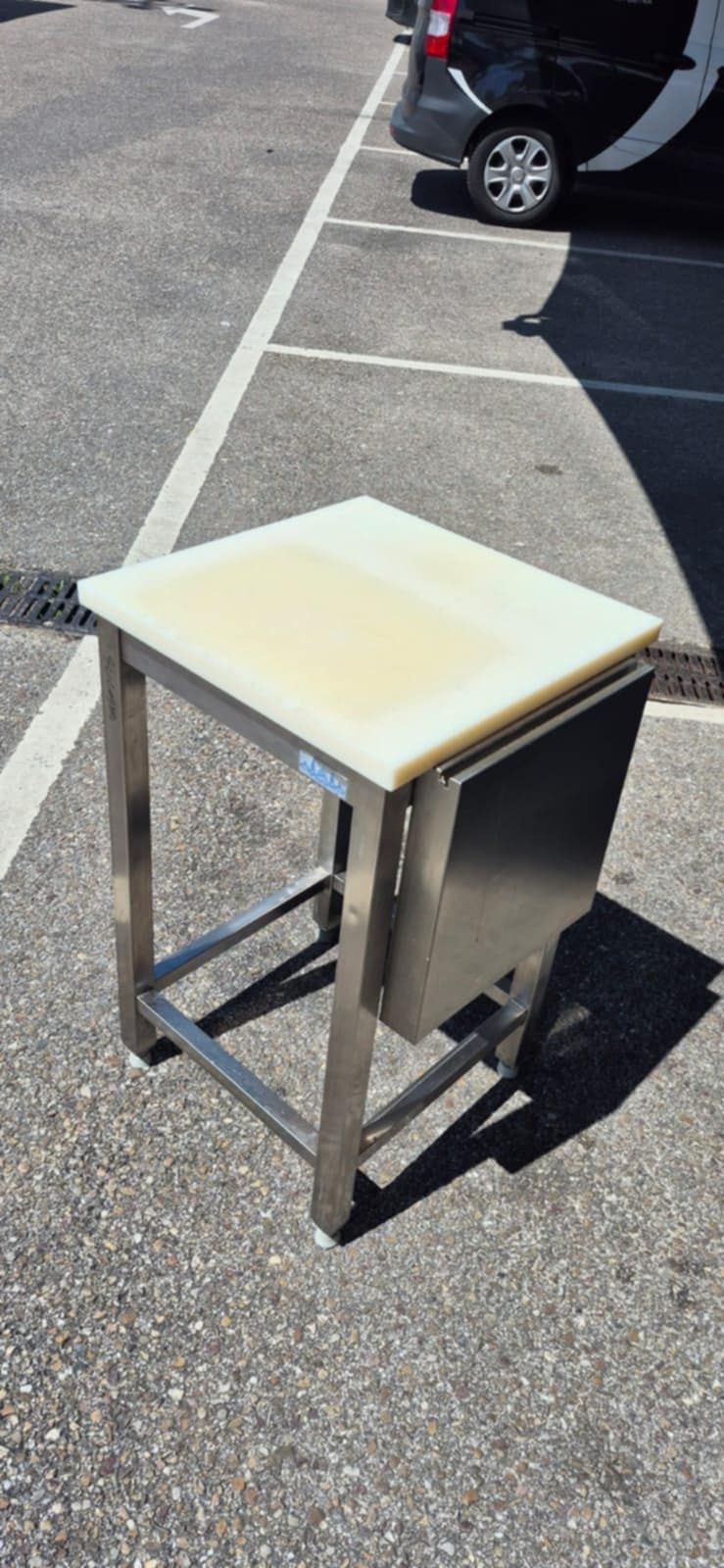 Bancada de inox com prancha de corte como nova