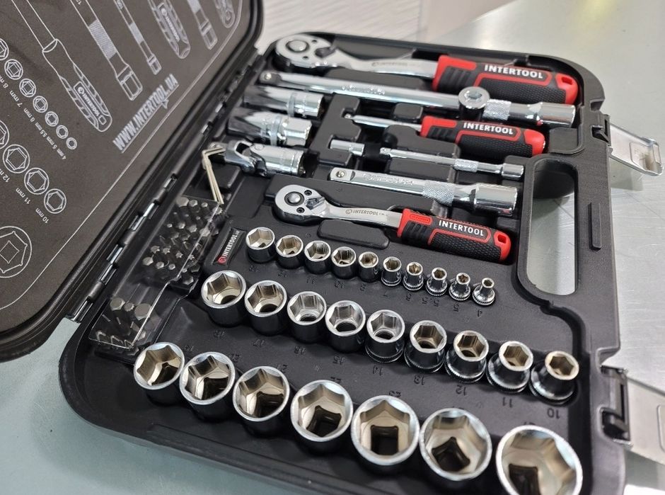 Профессиональный набор Головок Инстументов Intertool Storm ET-8073