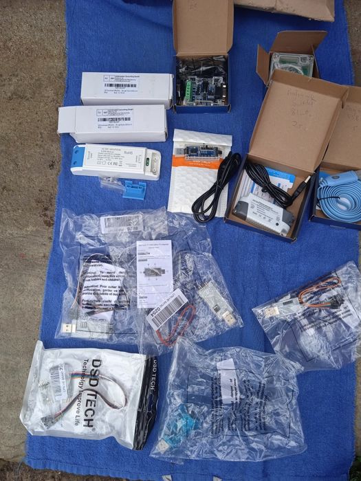 sprzedam widoczne przedmioty