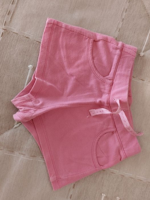 Conjunto de 5 ticharts e calções de malha 2/3 anos