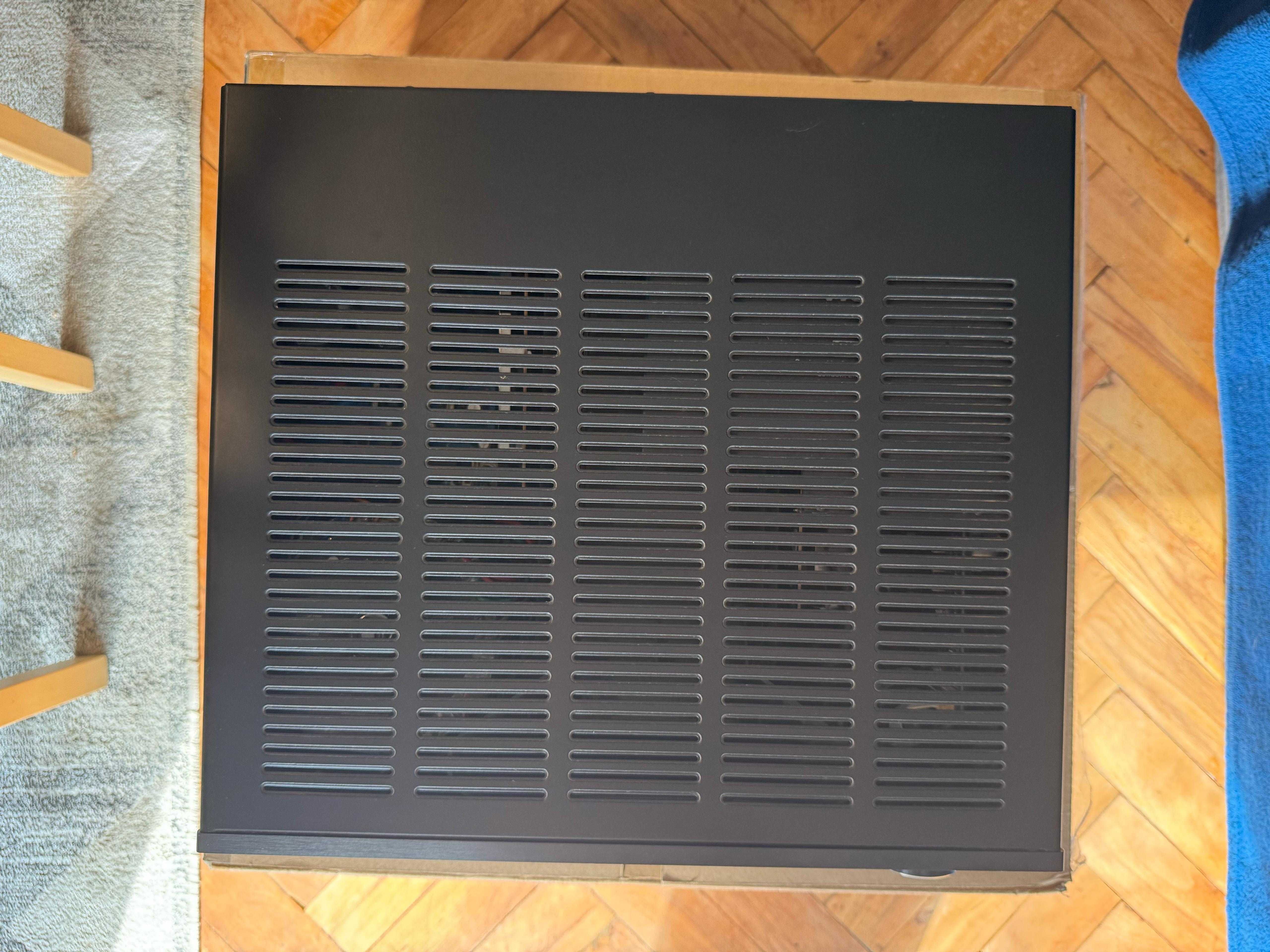 Amplituner Cambridge Audio Azur 751R v2