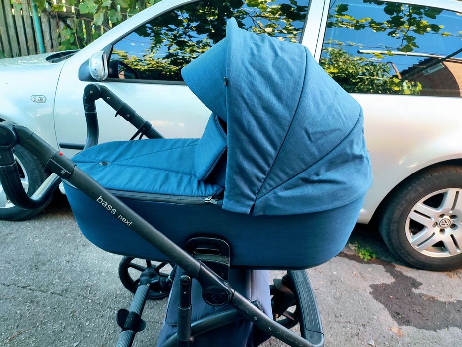 Коляска Roan bass next 2в1(люлька та прогулянковий блок)