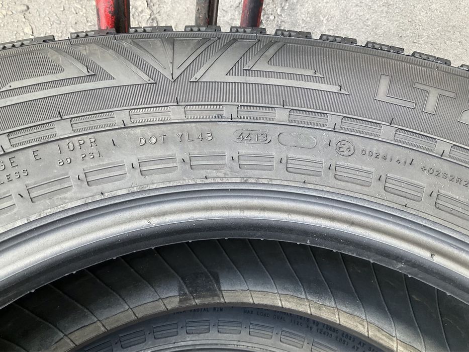 Opony 215/85R16 Nokian Rotiiva AT Allweather 9.5mm 13rok