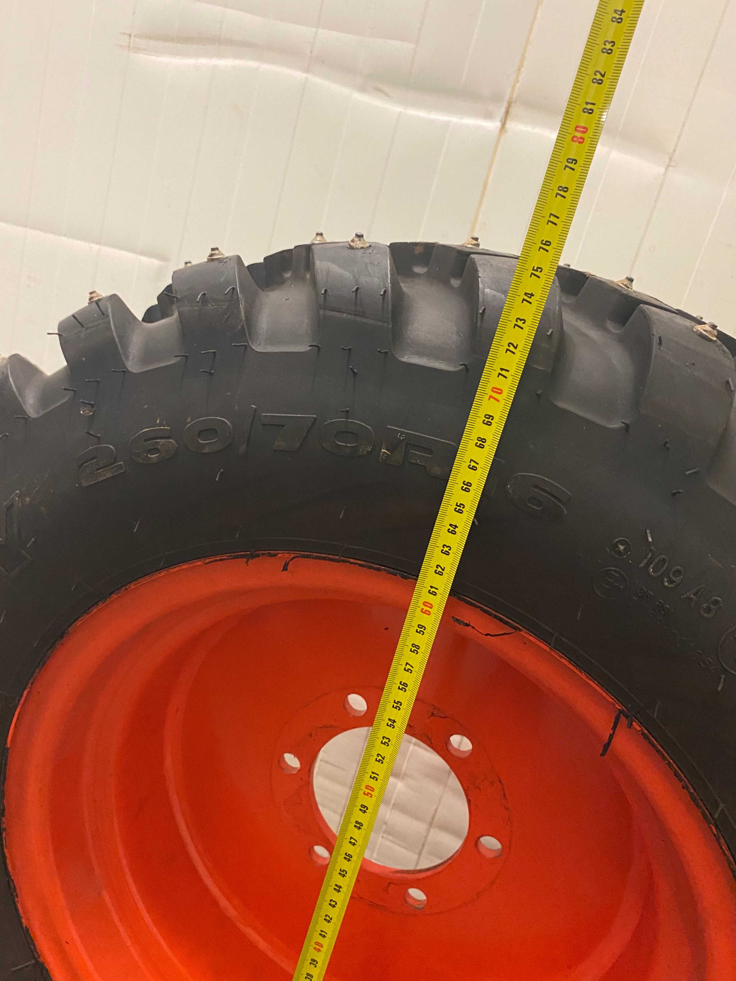 Felgi z oponami trawiastymi(G1) 2x380/70/24 i 2x260/70/16 Kioti Kubota
