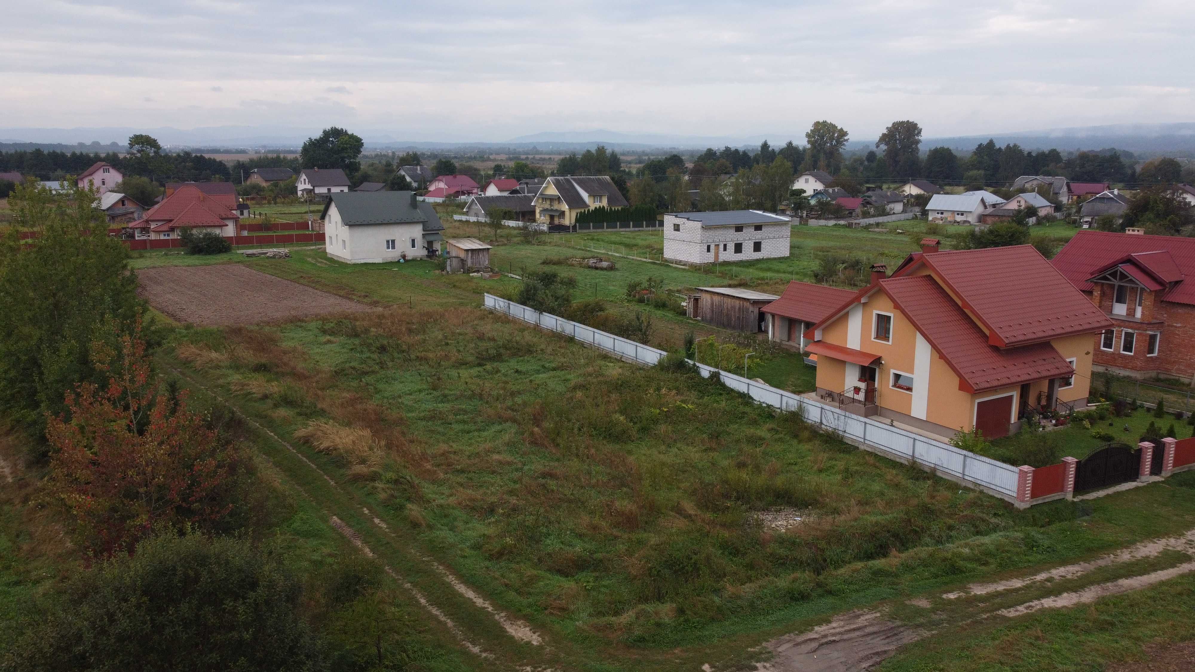 Продається ділянка 12 сотих. Газ. Світло. Під будівництво. с. Стебник