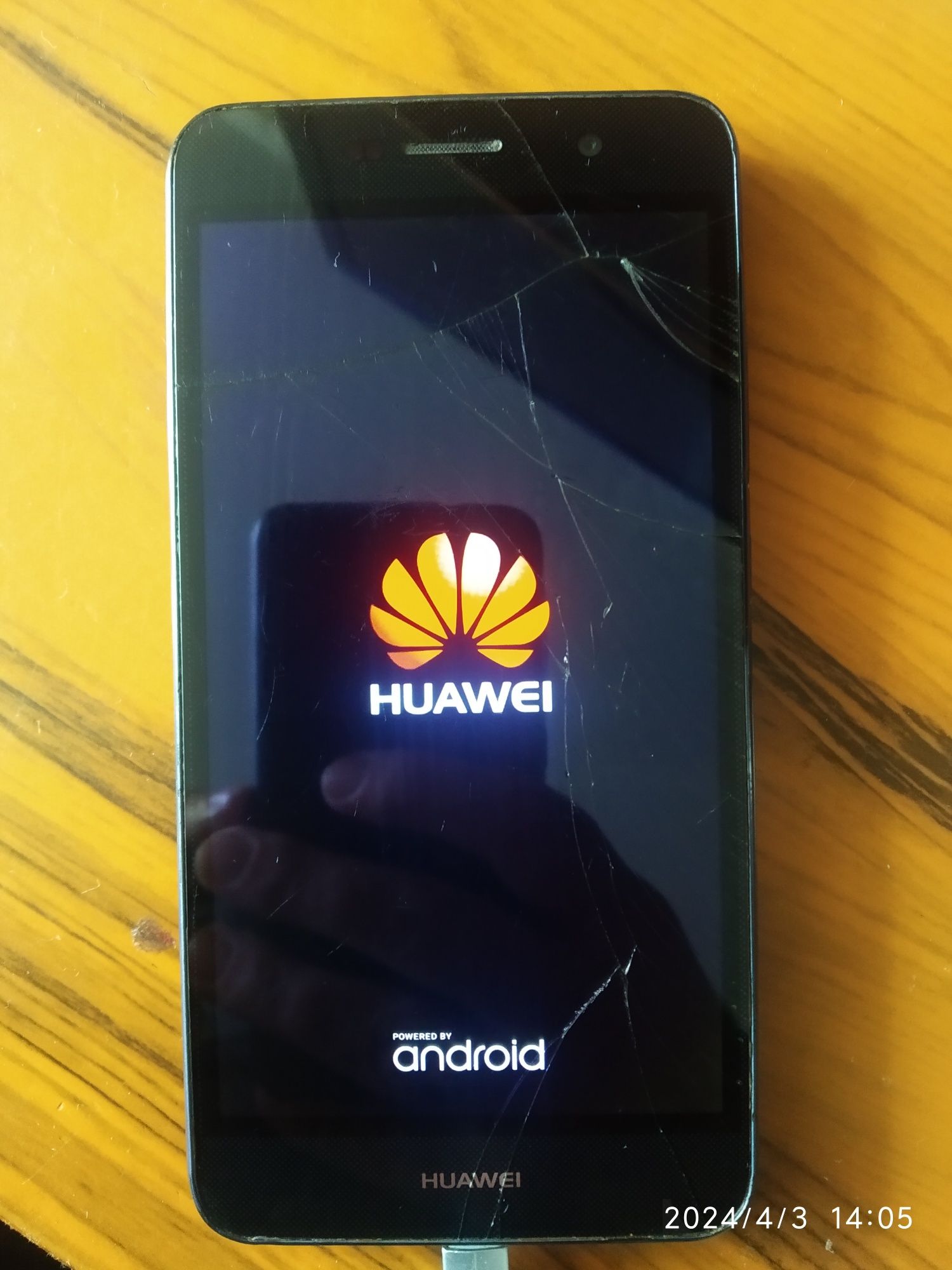 HUAWEI  Y6 хуавей TIT U02