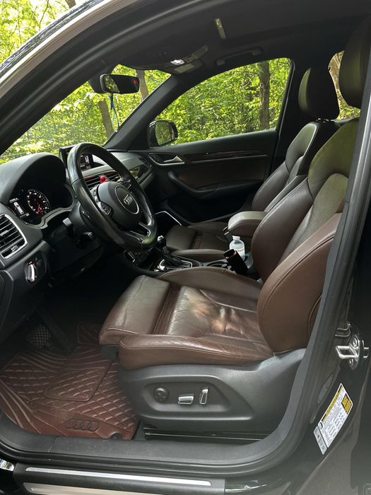 Продам AUDI Q3 2017р