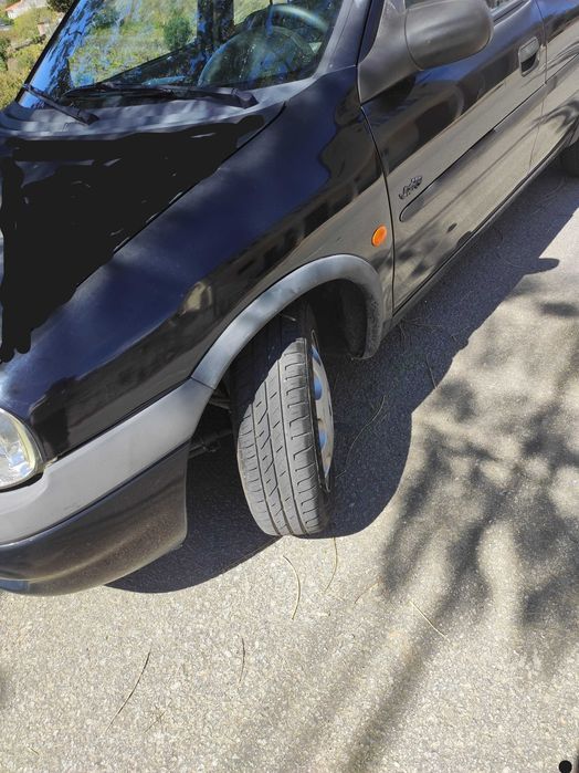 Opel corsa B de 1998