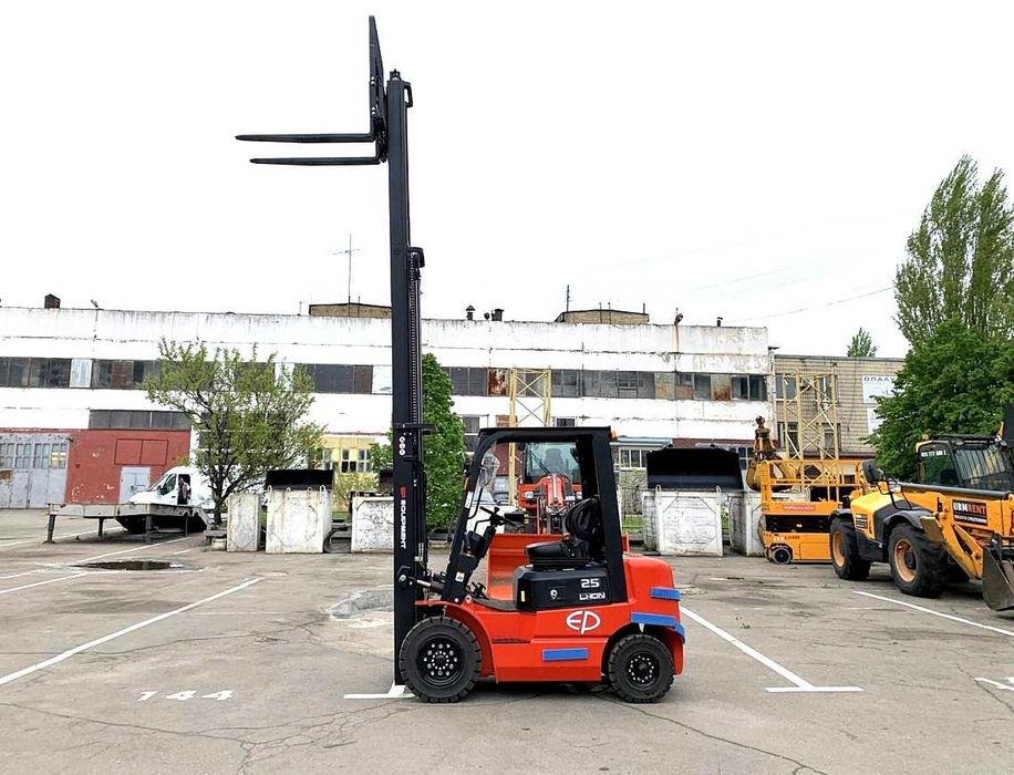 Новий електричний навантажувач EFL252 Li-Ion, 410Ah, 2.5т, 4,8м кабіна