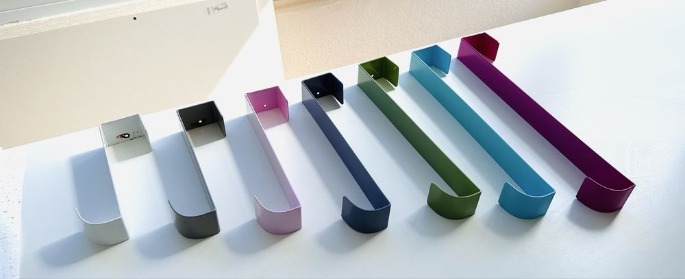 Verbaudet 7 Ganchos Cabides porta atrás colorido