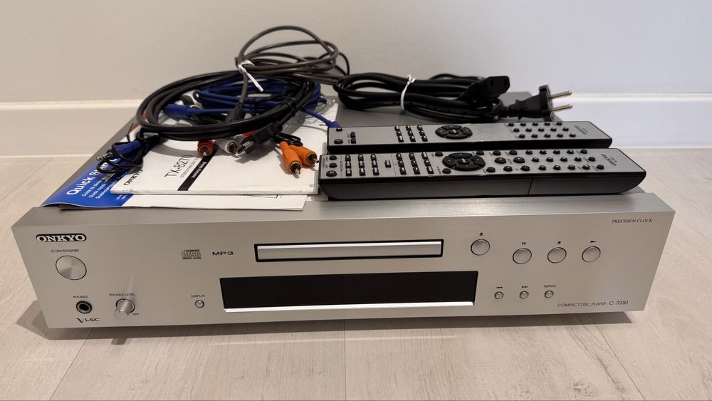 ONKYO zestaw Amplituner + CD
