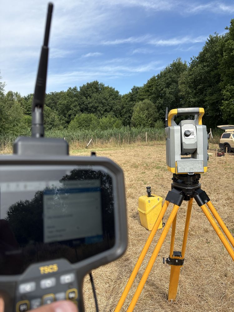 Pryzmat 360 - Trimble MT1000 Active Track
