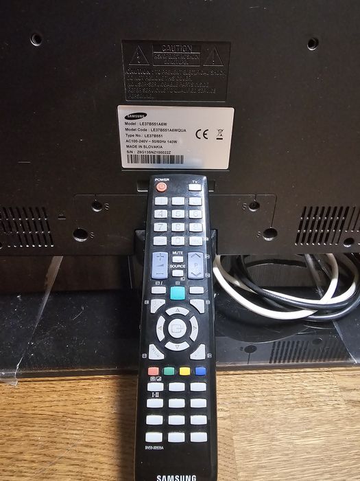 Телевізор Samsung LE37B551A6WQUA 37 бу б/у