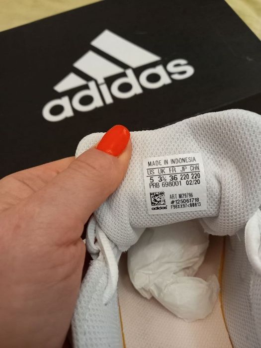 Кроссовки Adidas для чирлидинга, р.35