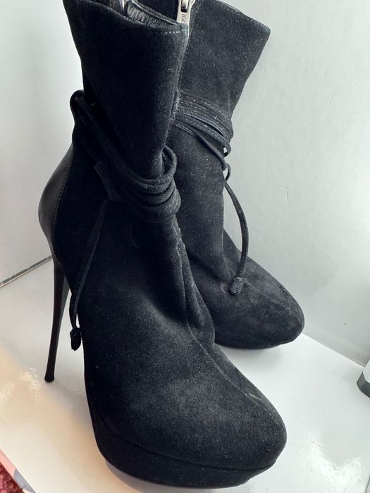 Сапожки замшевые Molared 36 размер