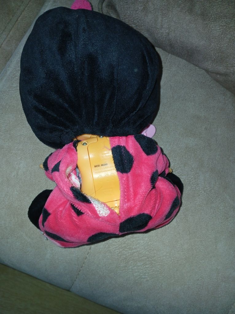 Boneca chora  vestida joaninha, lady bag