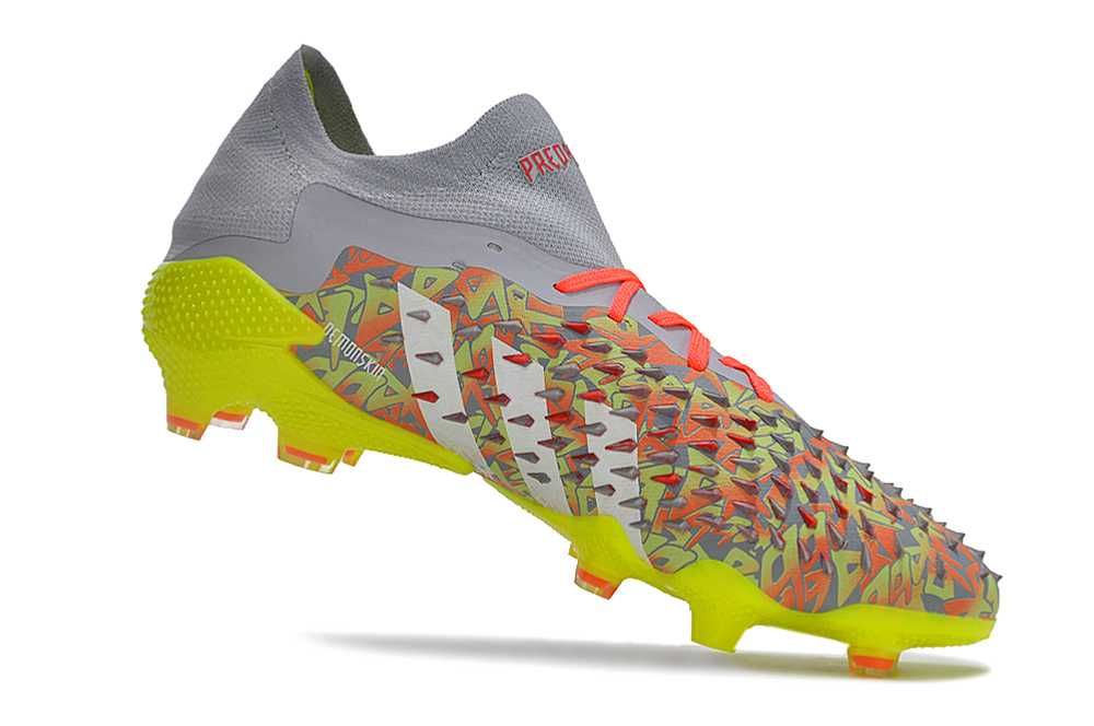 Дитячі футбольні бутси 36 - 39 Adidas Predator Freak.1 FG B0030