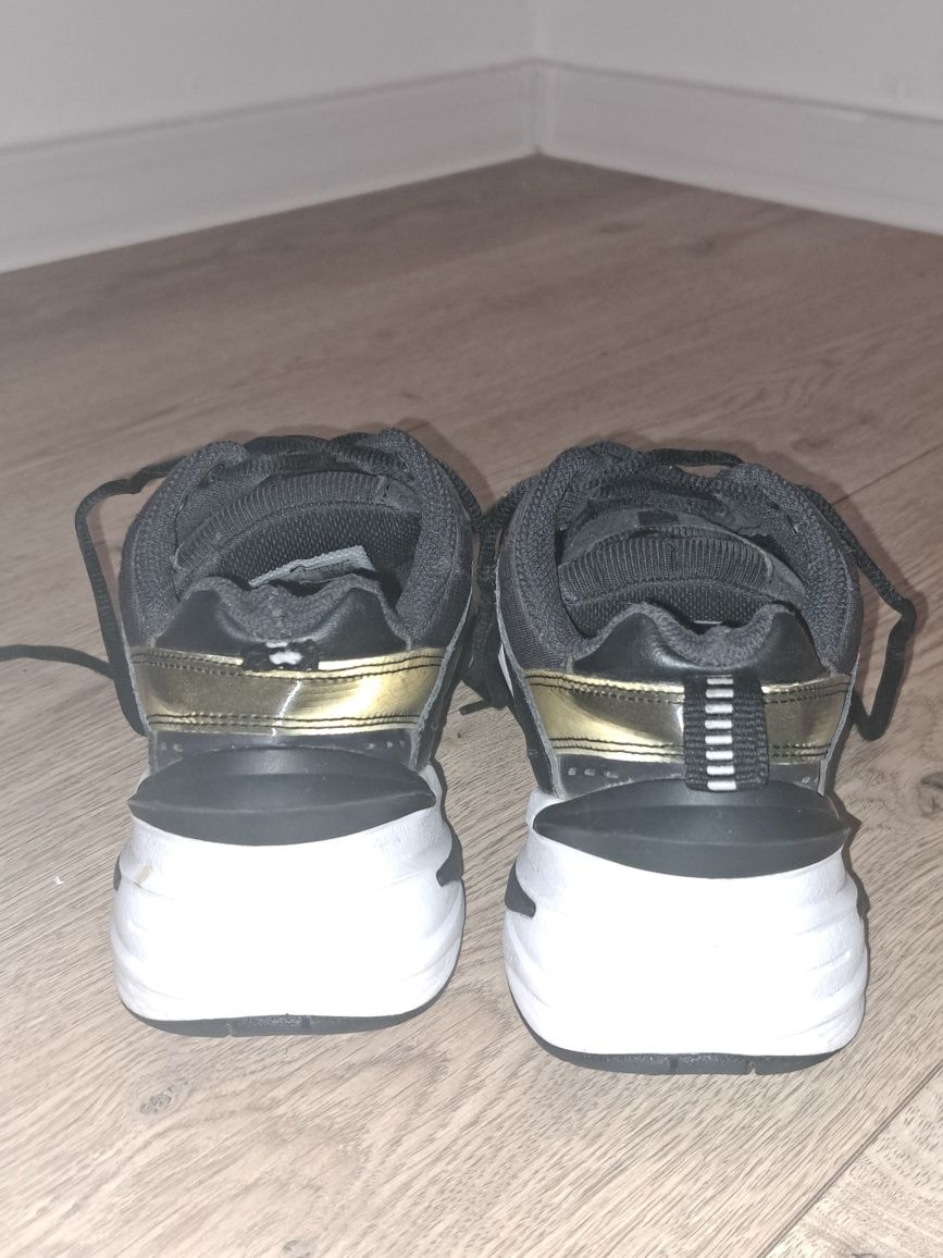 Buty- Nike m2k tekno 38,5