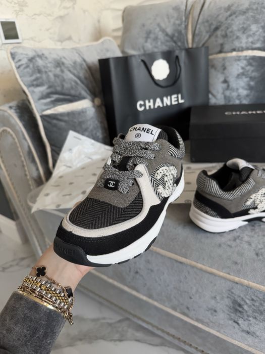 Серые кроссовки Chanel 36 размер