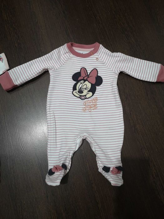 Pajac pajacyk niemowlęcy śpiochy piżamka firmy C&A r 62/68 jak nowy hm