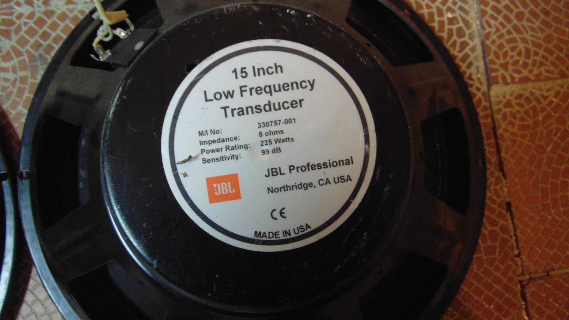 Динамики JBL Professional