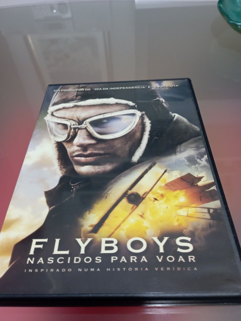 Varios DVDs 2,5€ cada: lista na descrição