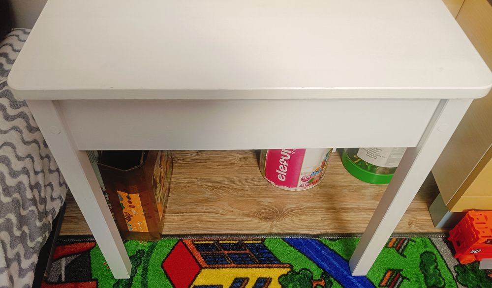 Stolik Ikea Sundvik plus krzeselka
