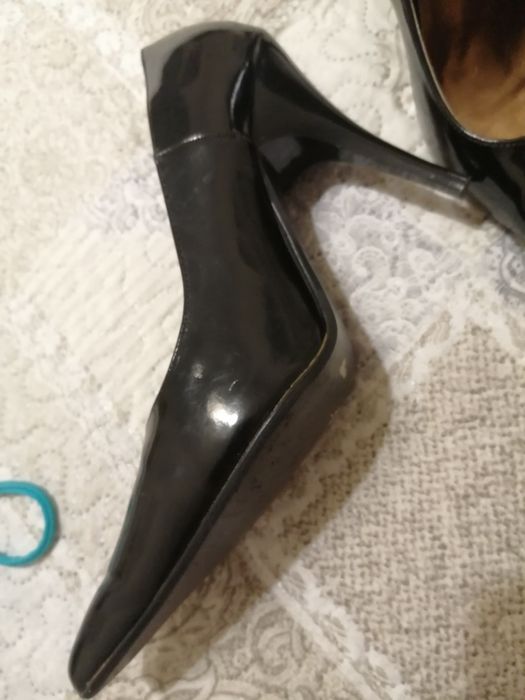 Sapatos salto agulha