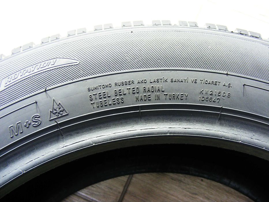 Зимова гума 235/55/18 -4 шт. Falken Eurowinter HS 01 SUV .