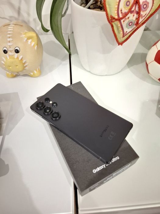 Samsung s25 ultra 12/256g factura e garantia ate 09/2028