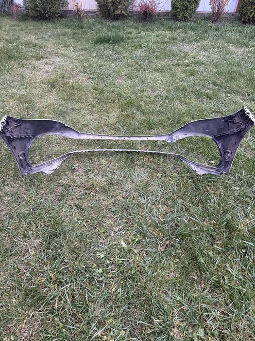 Продам бампер оригинал Mersedes EQA 2021