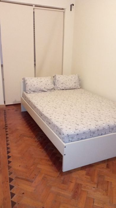 Arrendamento do quarto.