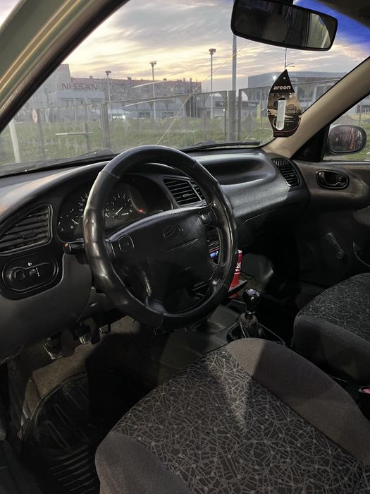 Продам ланос 1.5 газ гур кондер