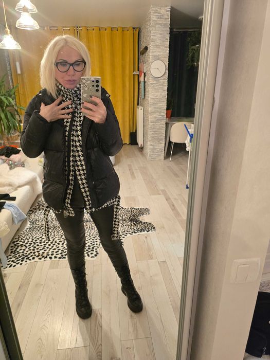 Куртка новая (размер М-L)